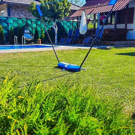 Vikendica Drinski Lad 펜션